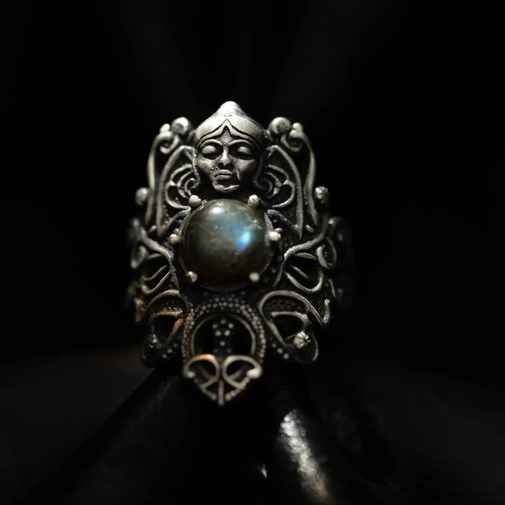 Old Witch's Ring Silver-Labradorite Jewelry Flesh & Soul