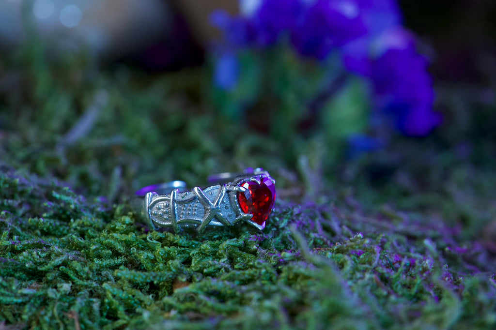 GOTHIC RED HEART Ring 925k Sterling Silver, Engagement Ring