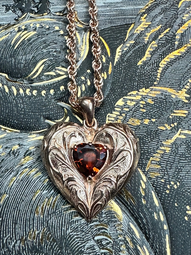 ARTISTIC RED HEART Necklace with Rope Chain